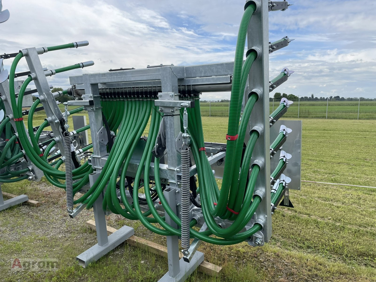 Fliegl Schleppschuhverteiler Compact 6,0 m - Deponator gnojnice: slika 1 Fliegl Schleppschuhverteiler Compact 6,0 m - Deponator gnojnice: slika 1