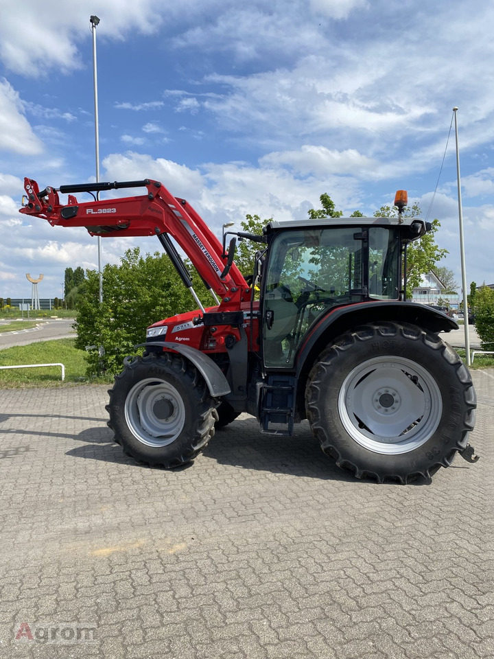 Massey Ferguson 5711 M DYNA-4 - Traktor: slika 3 Massey Ferguson 5711 M DYNA-4 - Traktor: slika 3