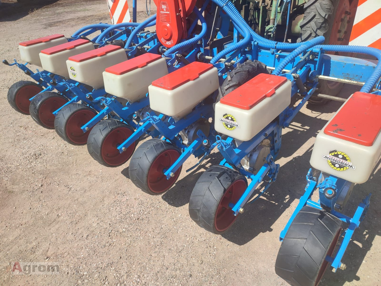 Monosem PNU - Mašina za preciznu setvu: slika 1 Monosem PNU - Mašina za preciznu setvu: slika 1