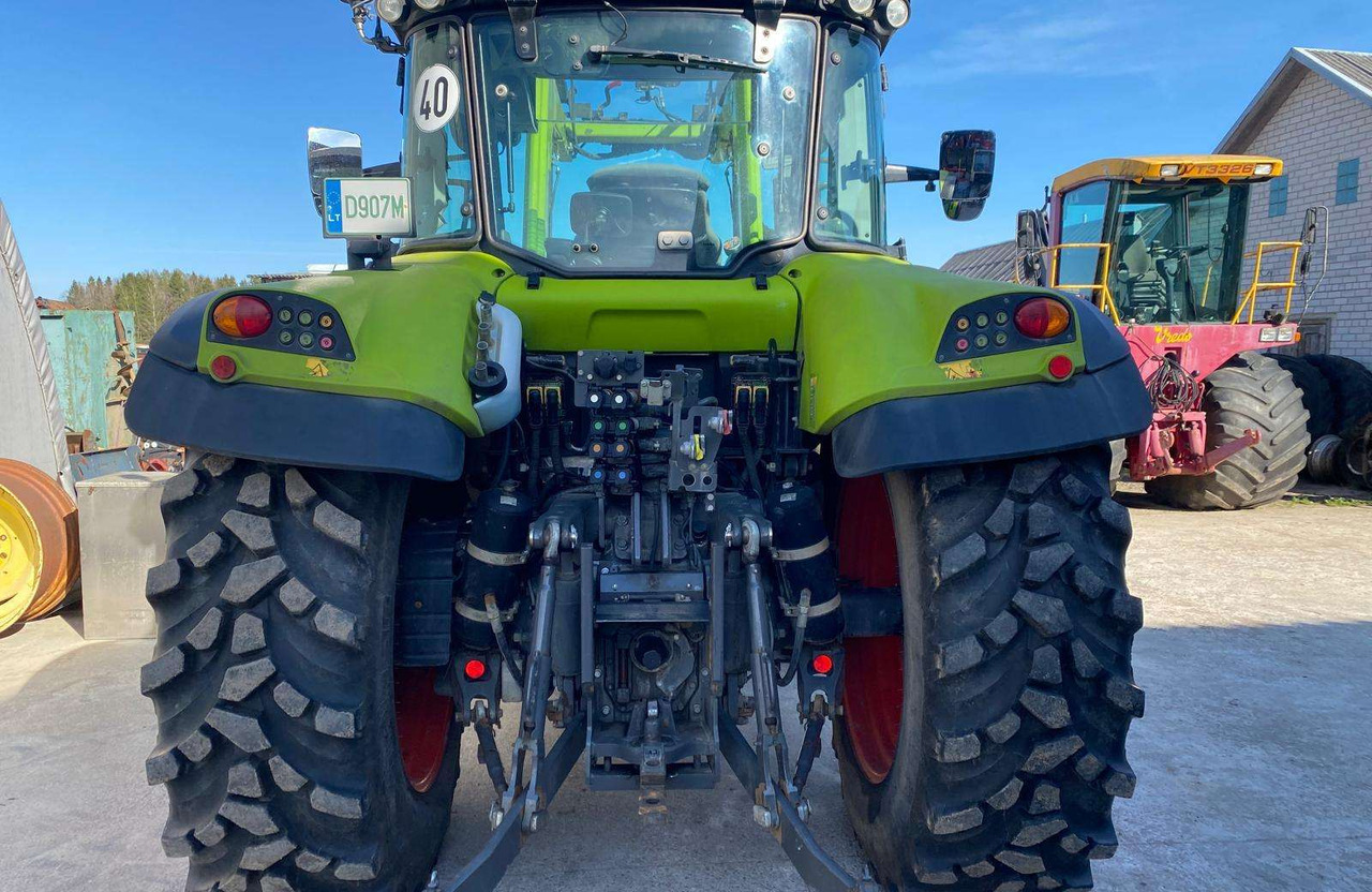 Claas Arion 440 su Claaas front.kr. - Traktor: slika 2 Claas Arion 440 su Claaas front.kr. - Traktor: slika 2