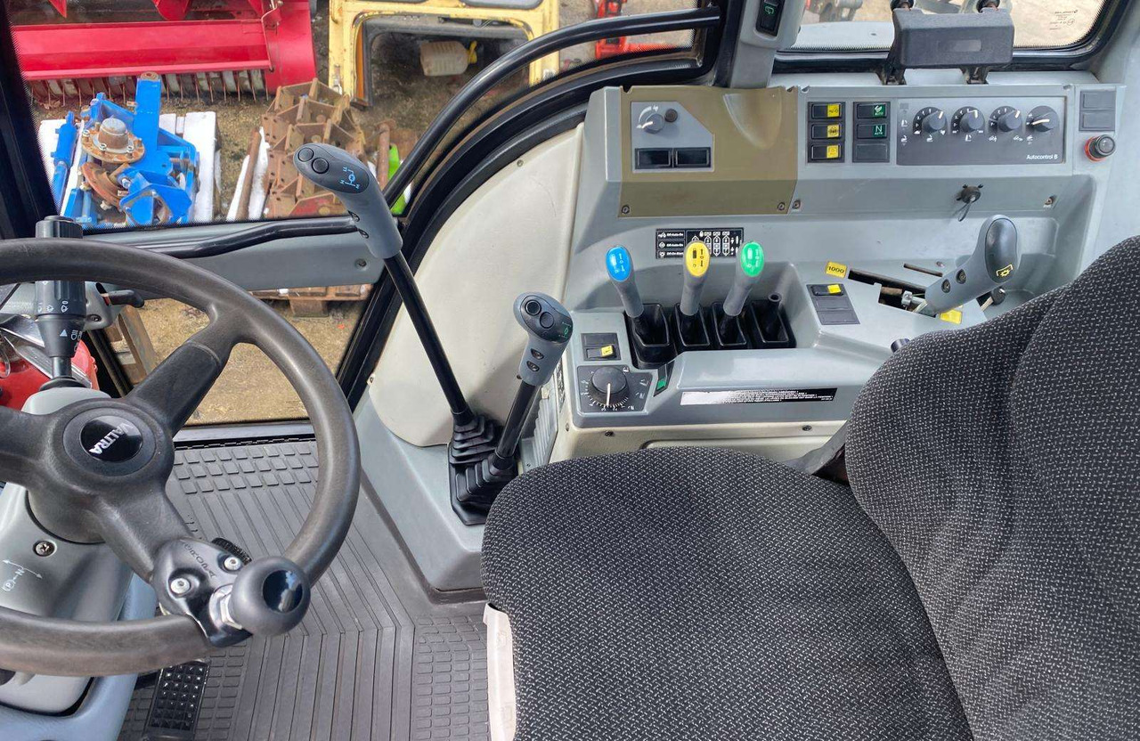 Valtra T160 - Traktor: slika 5 Valtra T160 - Traktor: slika 5
