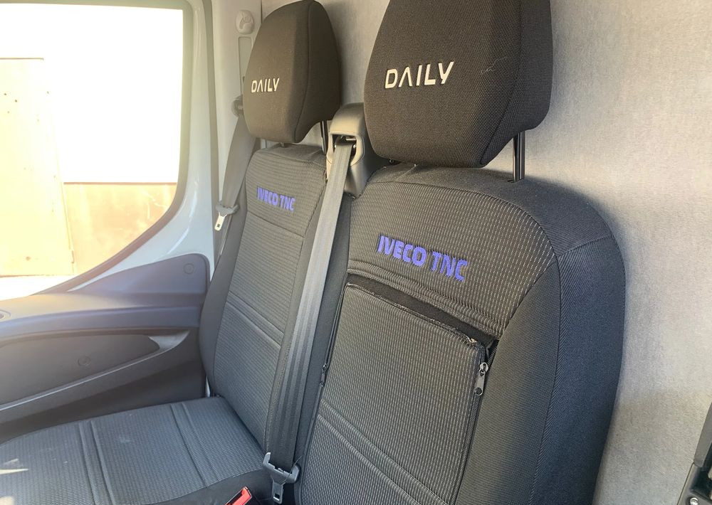 Furgon Iveco DAILY: slika 6