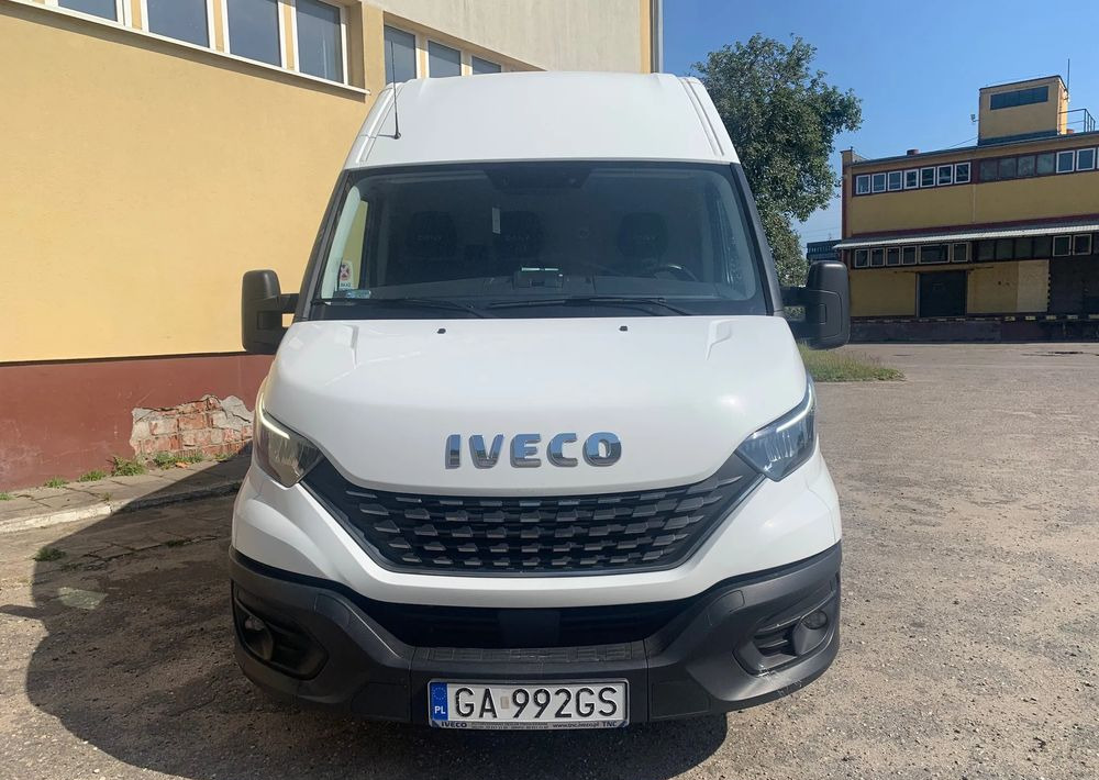 Iveco DAILY - Furgon: slika 2 Iveco DAILY - Furgon: slika 2