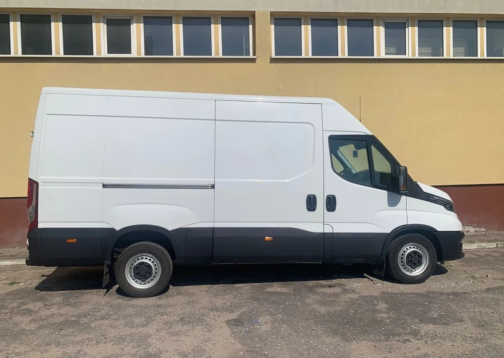 Iveco DAILY - Furgon: slika 4 Iveco DAILY - Furgon: slika 4