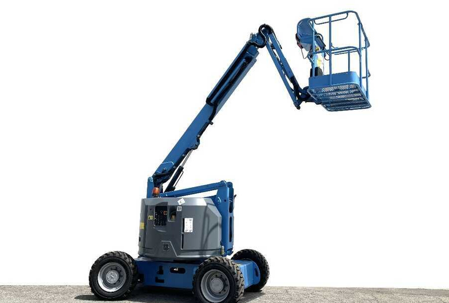 GENIE Z 34/22 (4x4) - Zglobna platforma: slika 1 GENIE Z 34/22 (4x4) - Zglobna platforma: slika 1