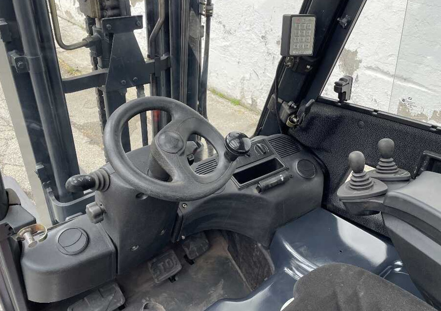 Linde E 18 L-01/386 (batt. NUOVA) - Električni viljuškar: slika 4 Linde E 18 L-01/386 (batt. NUOVA) - Električni viljuškar: slika 4