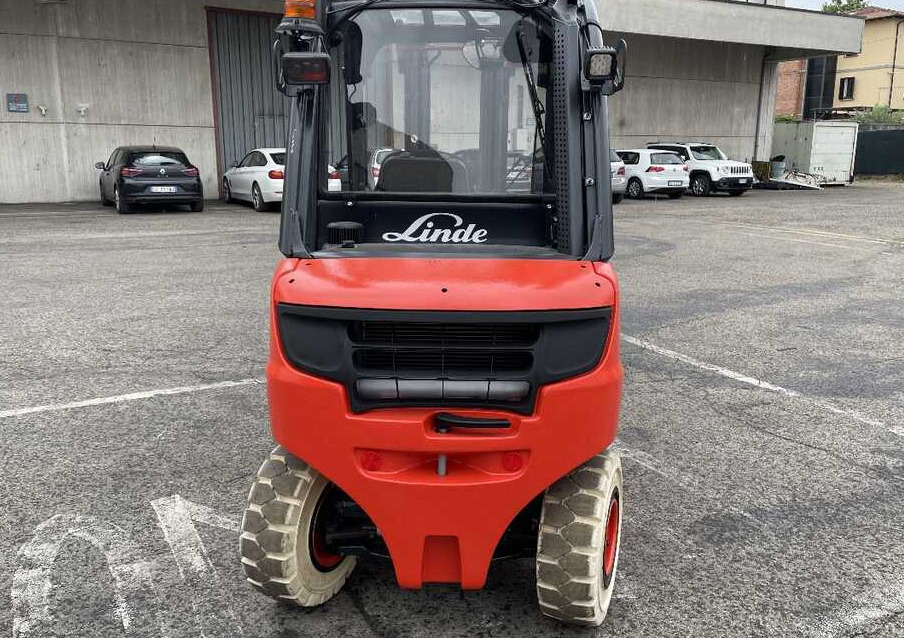 Linde H 25 D-02 - Dizel viljuškar: slika 3 Linde H 25 D-02 - Dizel viljuškar: slika 3