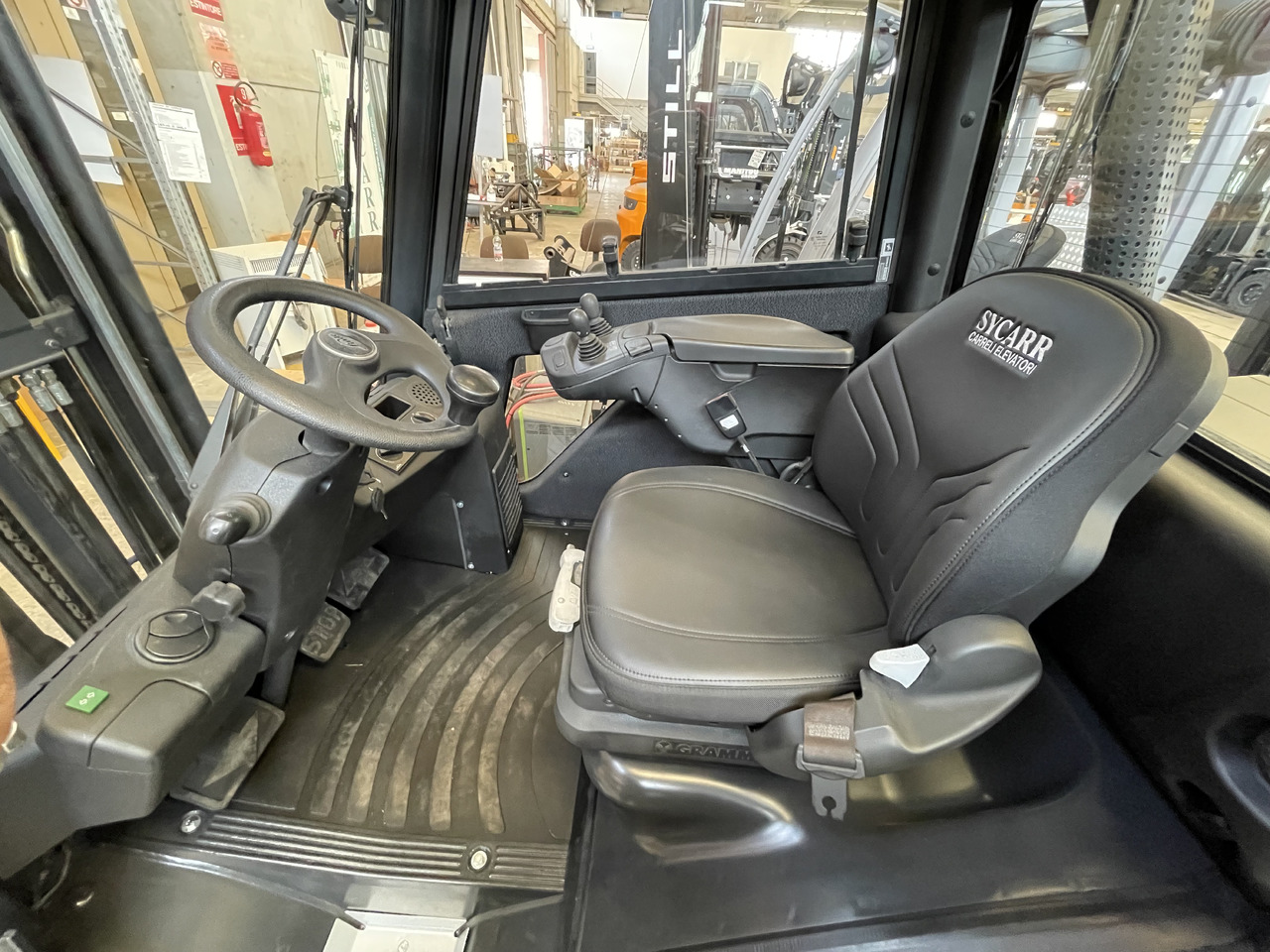 Linde H 25 D - Dizel viljuškar: slika 4 Linde H 25 D - Dizel viljuškar: slika 4