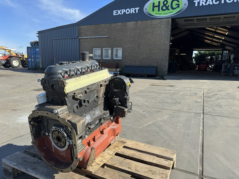 Fiat 8045 - Motor: slika 1 Fiat 8045 - Motor: slika 1