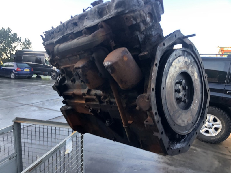 Fiat 8065.06 - Motor: slika 2 Fiat 8065.06 - Motor: slika 2