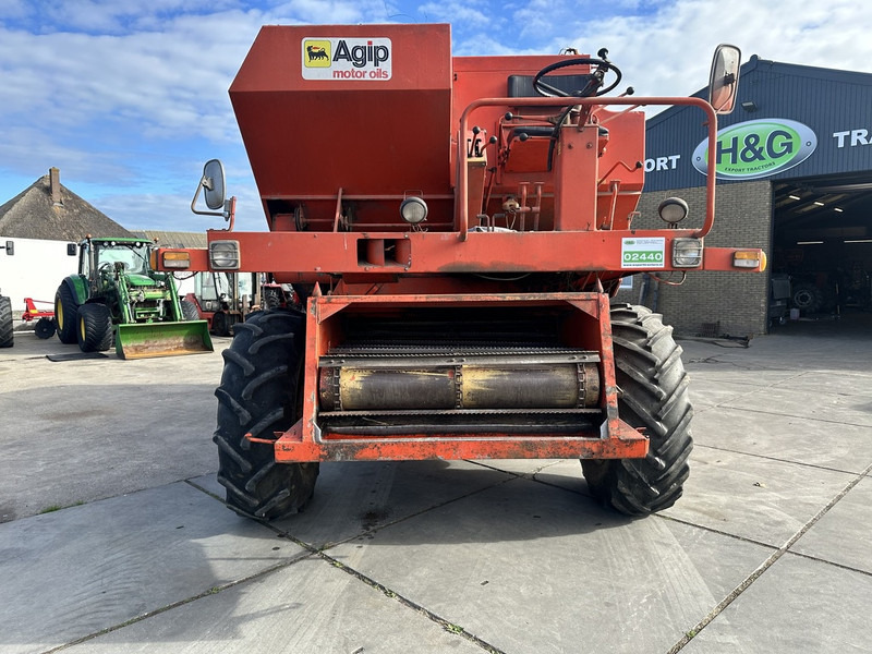 Laverda M150 - Kombinovani kombajn: slika 2 Laverda M150 - Kombinovani kombajn: slika 2