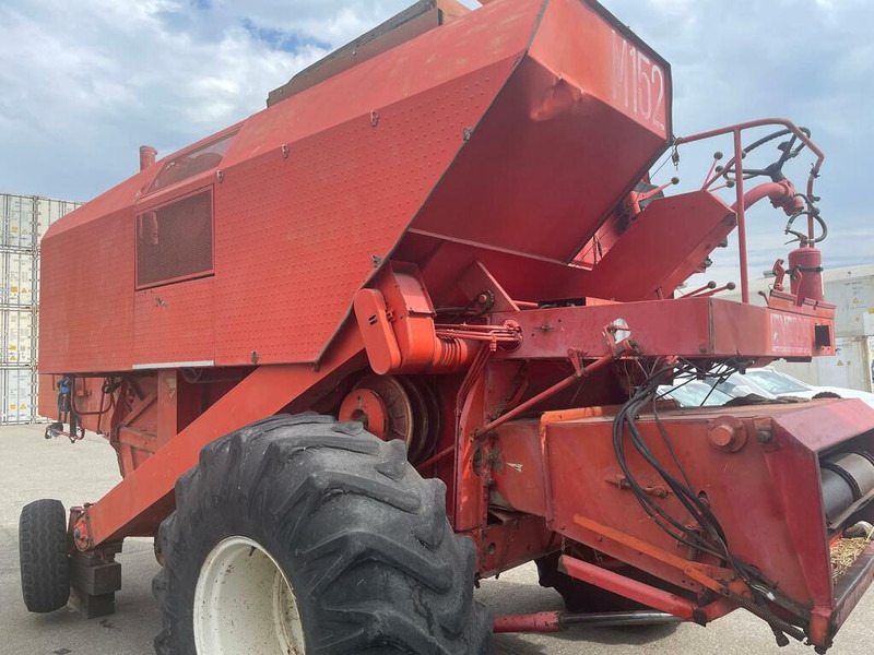 Laverda M152 - Kombinovani kombajn: slika 1 Laverda M152 - Kombinovani kombajn: slika 1