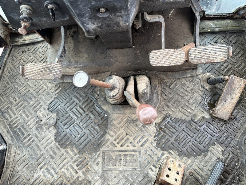 Massey Ferguson 690 - Traktor: slika 5 Massey Ferguson 690 - Traktor: slika 5