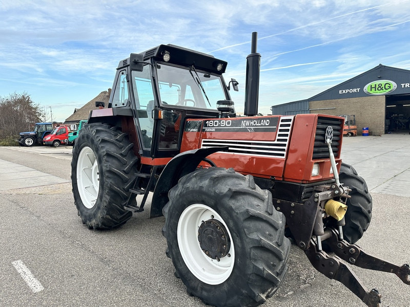 New Holland 180-90 DT - Traktor: slika 5 New Holland 180-90 DT - Traktor: slika 5