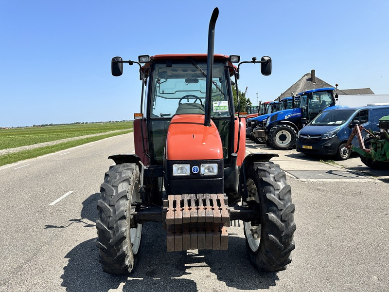 New Holland L 75 - Traktor: slika 4 New Holland L 75 - Traktor: slika 4