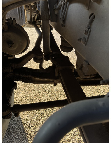 Tegljač Volvo FM 12 340: slika 13