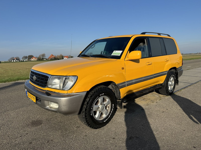 Toyota Land Cruiser - Automobil: slika 1 Toyota Land Cruiser - Automobil: slika 1