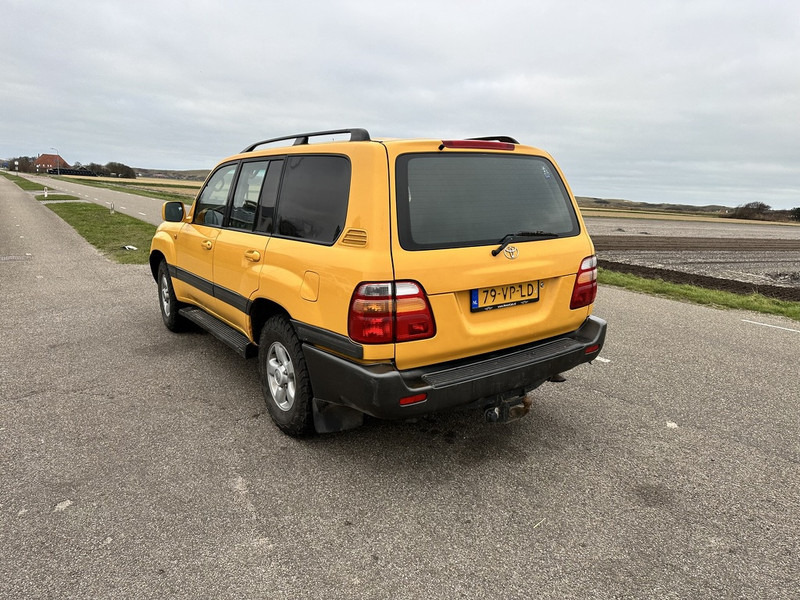 Automobil Toyota Land Cruiser: slika 9