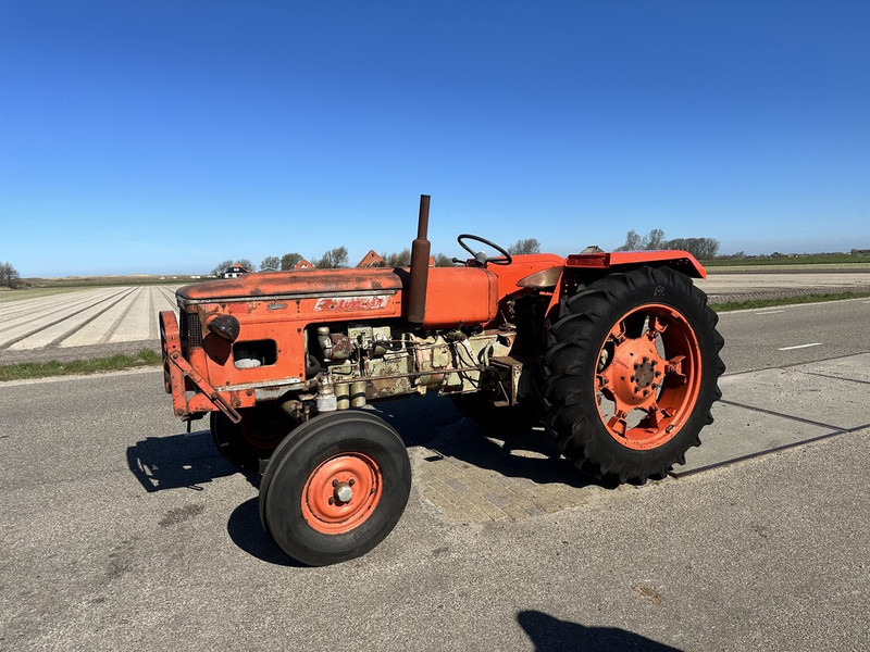 Zetor 4511 - Traktor: slika 1 Zetor 4511 - Traktor: slika 1