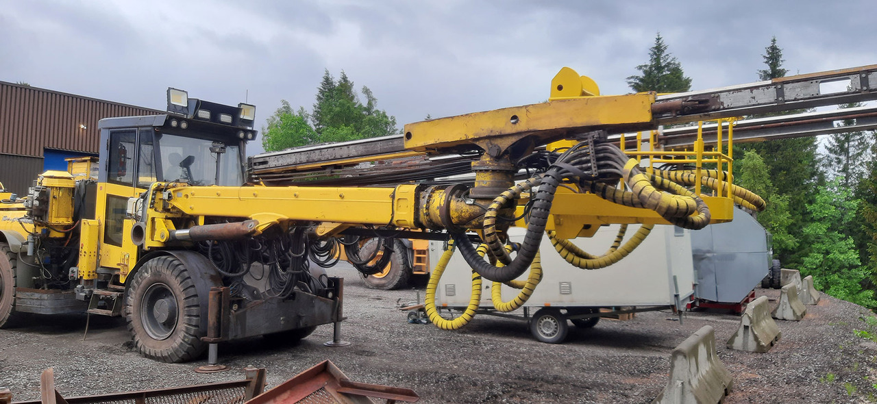 Atlas Copco E2C-C30 - Mašina za usmereno bušenje: slika 2 Atlas Copco E2C-C30 - Mašina za usmereno bušenje: slika 2