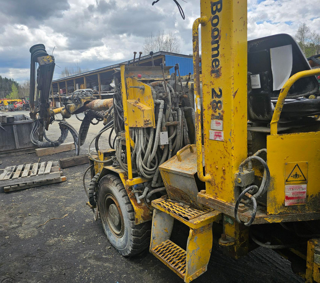 Atlas Copco Jumbo Boomer 281 - Mašina za usmereno bušenje: slika 5 Atlas Copco Jumbo Boomer 281 - Mašina za usmereno bušenje: slika 5