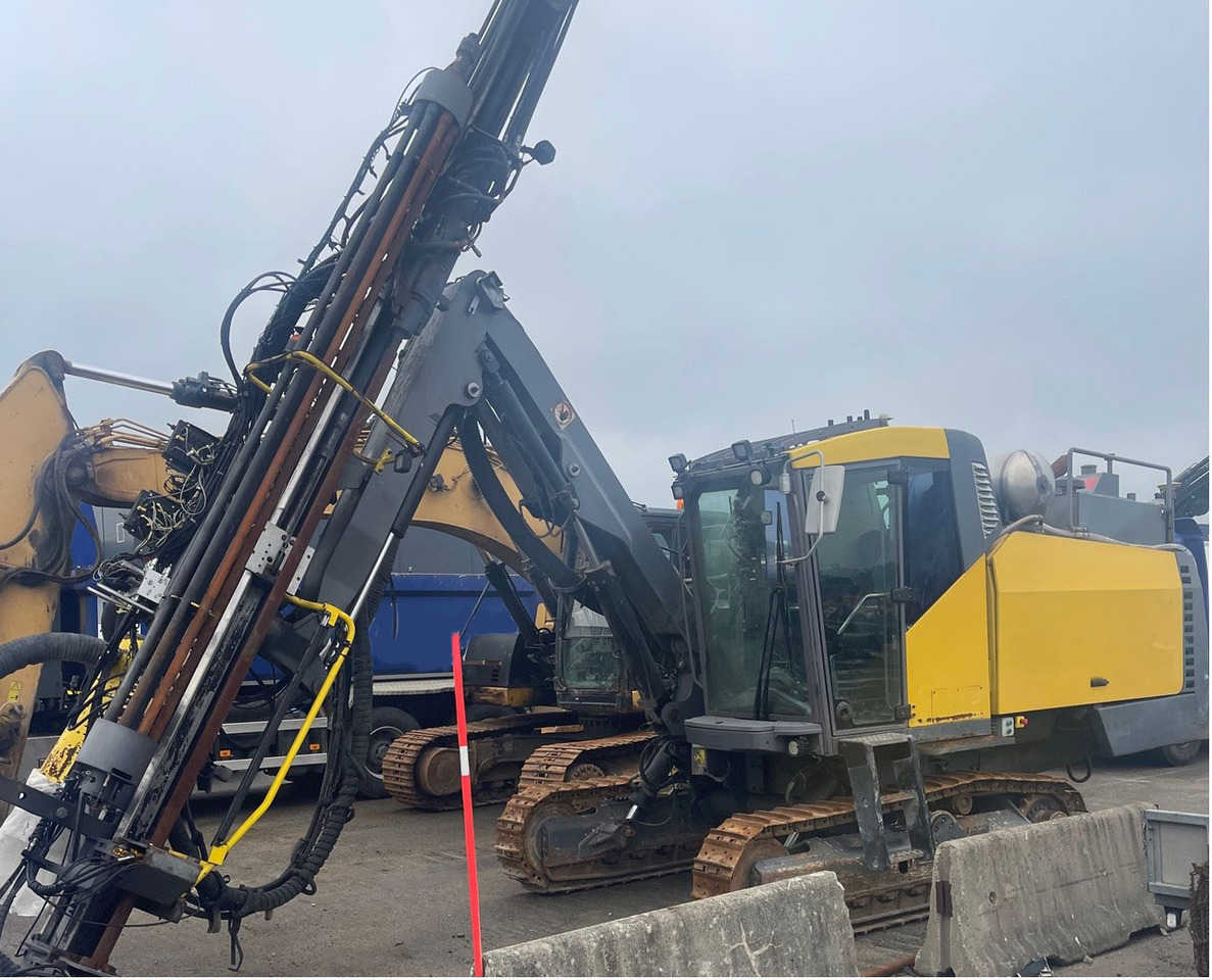 Atlas Copco SmartROC T40-11 - Veliki kamon za bušenje: slika 2 Atlas Copco SmartROC T40-11 - Veliki kamon za bušenje: slika 2