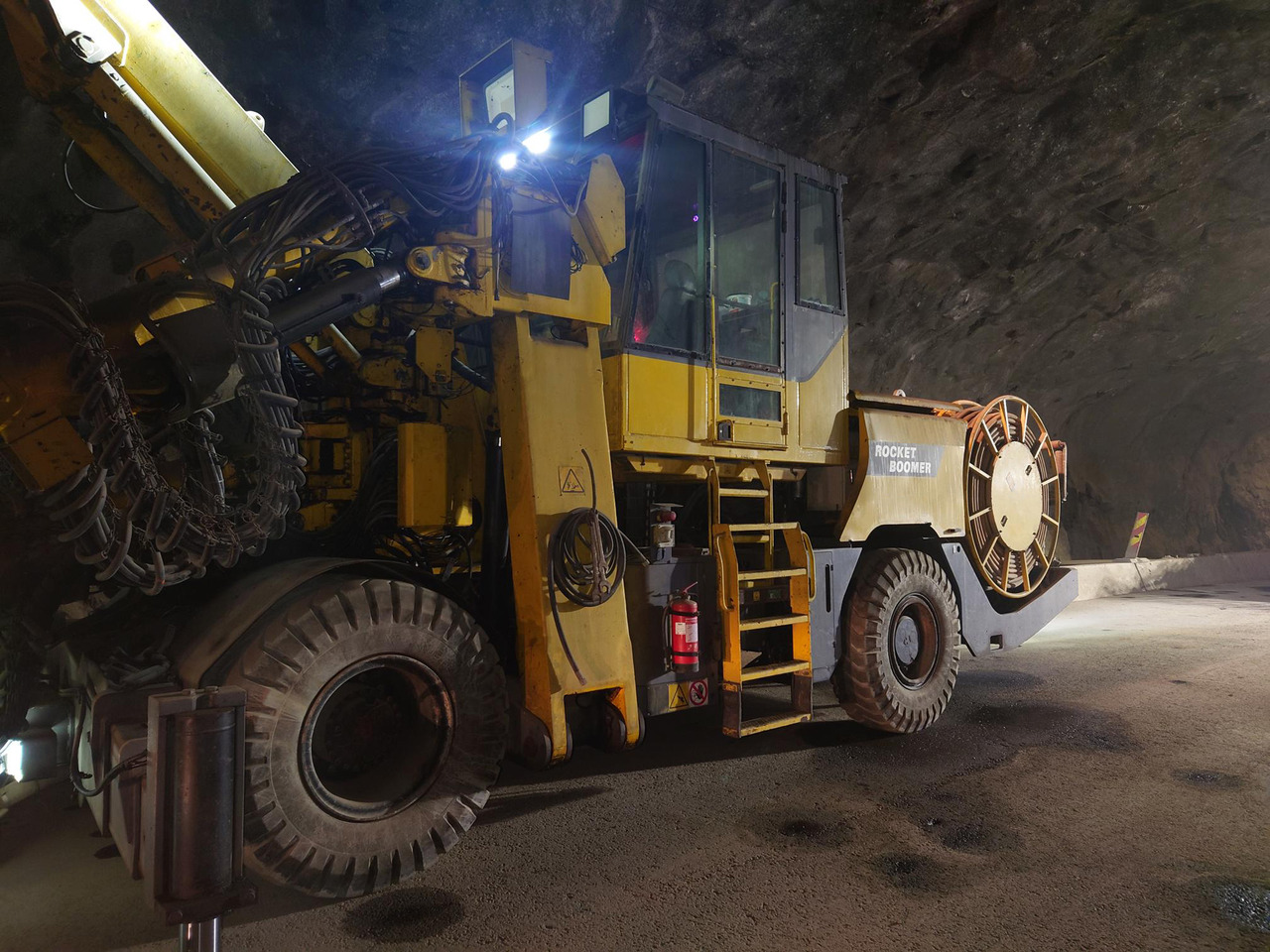 Atlas Copco WL3C - Mašina za usmereno bušenje: slika 2 Atlas Copco WL3C - Mašina za usmereno bušenje: slika 2