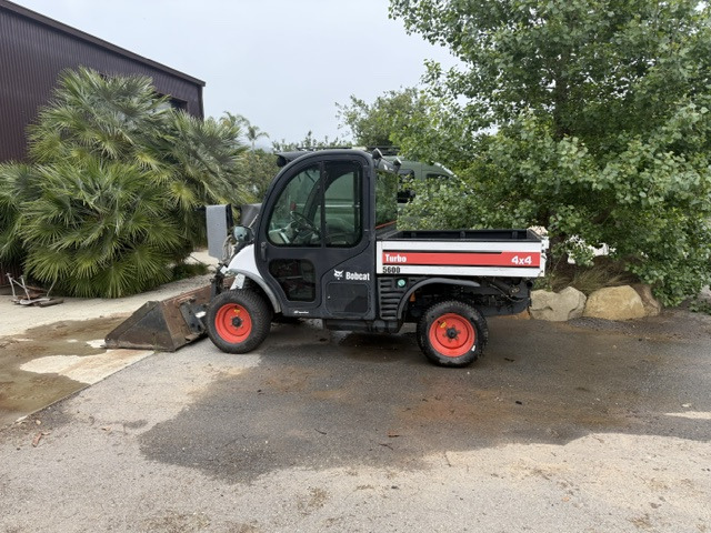 Bobcat 5600 4×4 - ATV/ Četvorotočkaš: slika 3 Bobcat 5600 4×4 - ATV/ Četvorotočkaš: slika 3