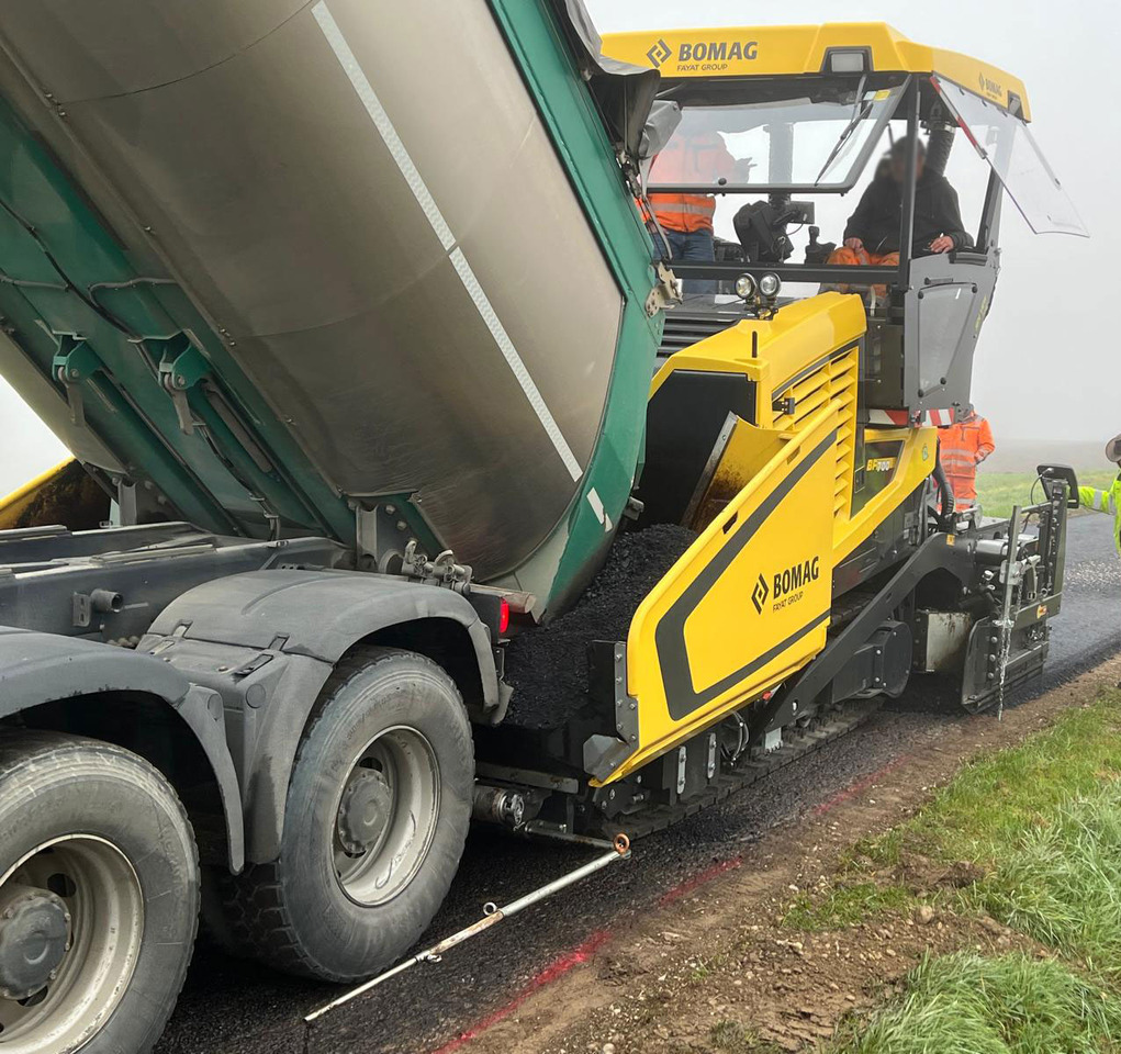 Bomag BF 700 C-3 - Asfaltni finišer: slika 5 Bomag BF 700 C-3 - Asfaltni finišer: slika 5