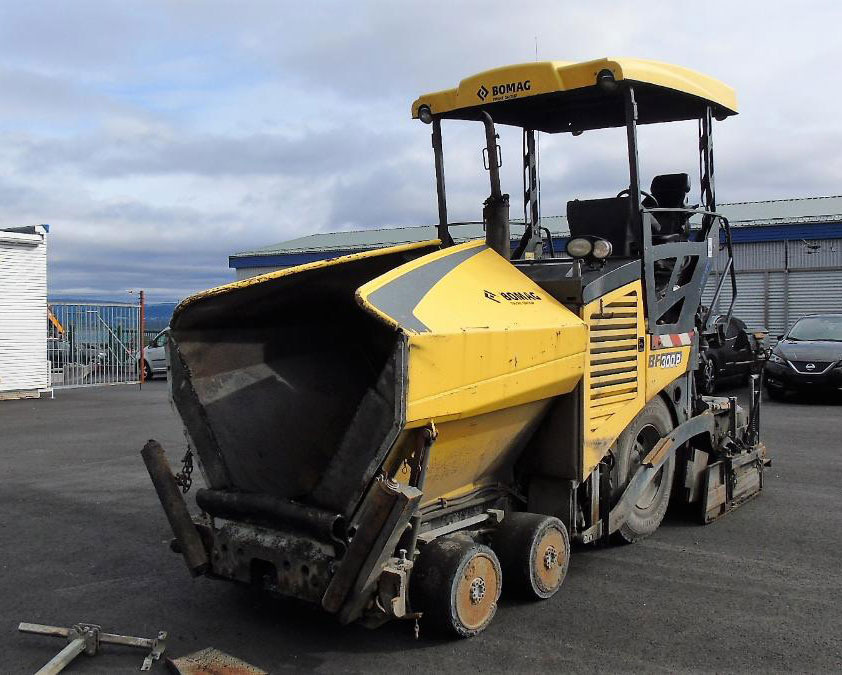 Bomag BF300 P-2 - Asfaltni finišer: slika 1 Bomag BF300 P-2 - Asfaltni finišer: slika 1