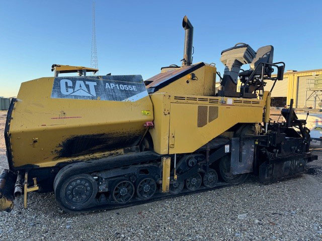 Caterpillar AP1055E - Asfaltni finišer: slika 1 Caterpillar AP1055E - Asfaltni finišer: slika 1