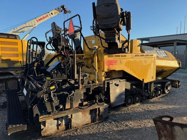 Caterpillar AP1055E - Asfaltni finišer: slika 3 Caterpillar AP1055E - Asfaltni finišer: slika 3