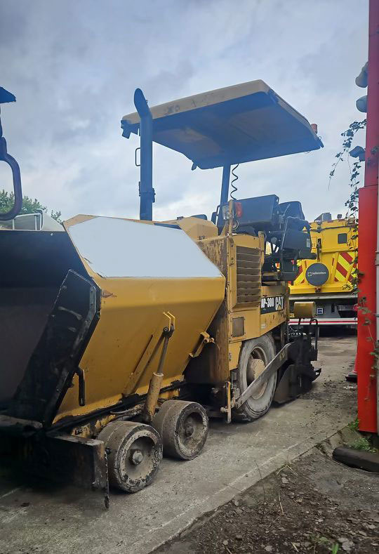 Caterpillar AP300D - Asfaltni finišer: slika 2 Caterpillar AP300D - Asfaltni finišer: slika 2