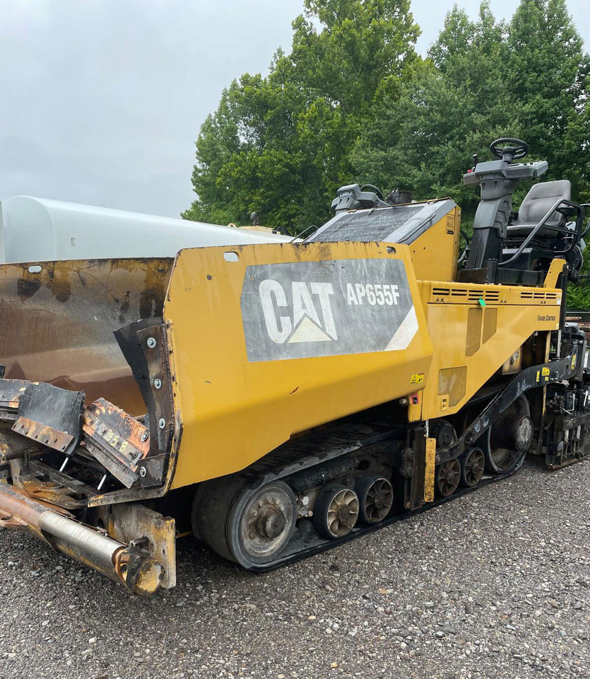 Caterpillar AP655F - Asfaltni finišer: slika 2 Caterpillar AP655F - Asfaltni finišer: slika 2