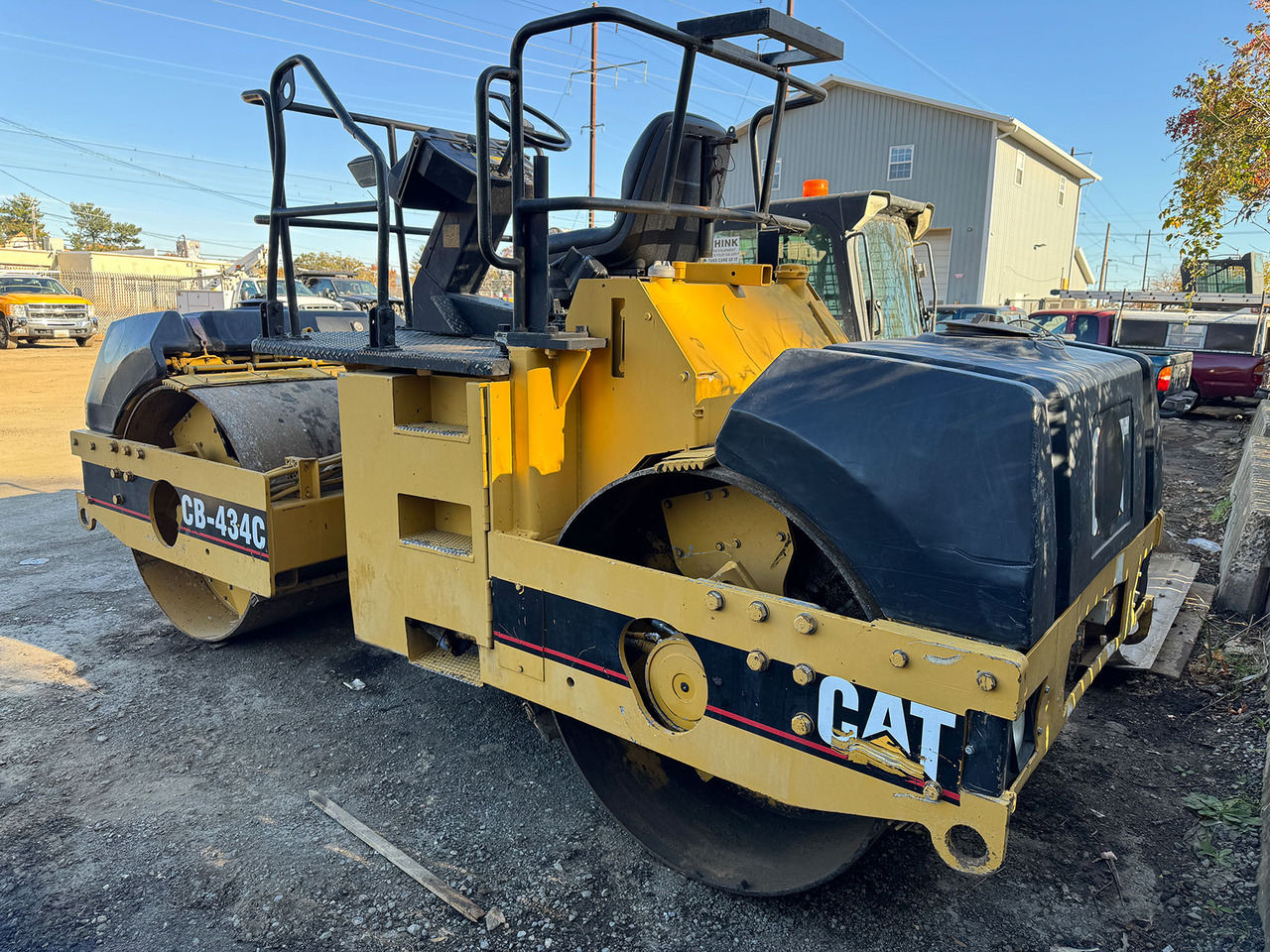 Caterpillar CB-434C - Valjak za puteve: slika 4 Caterpillar CB-434C - Valjak za puteve: slika 4