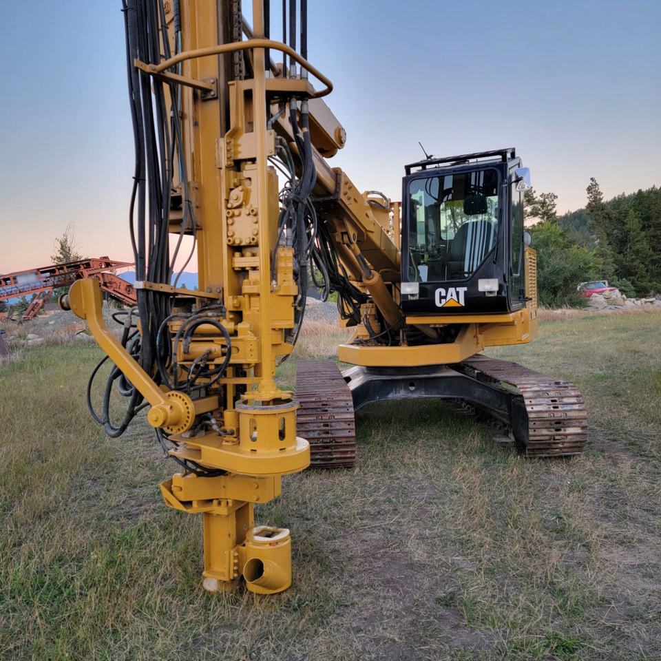Caterpillar MD5050T - Veliki kamon za bušenje: slika 3 Caterpillar MD5050T - Veliki kamon za bušenje: slika 3