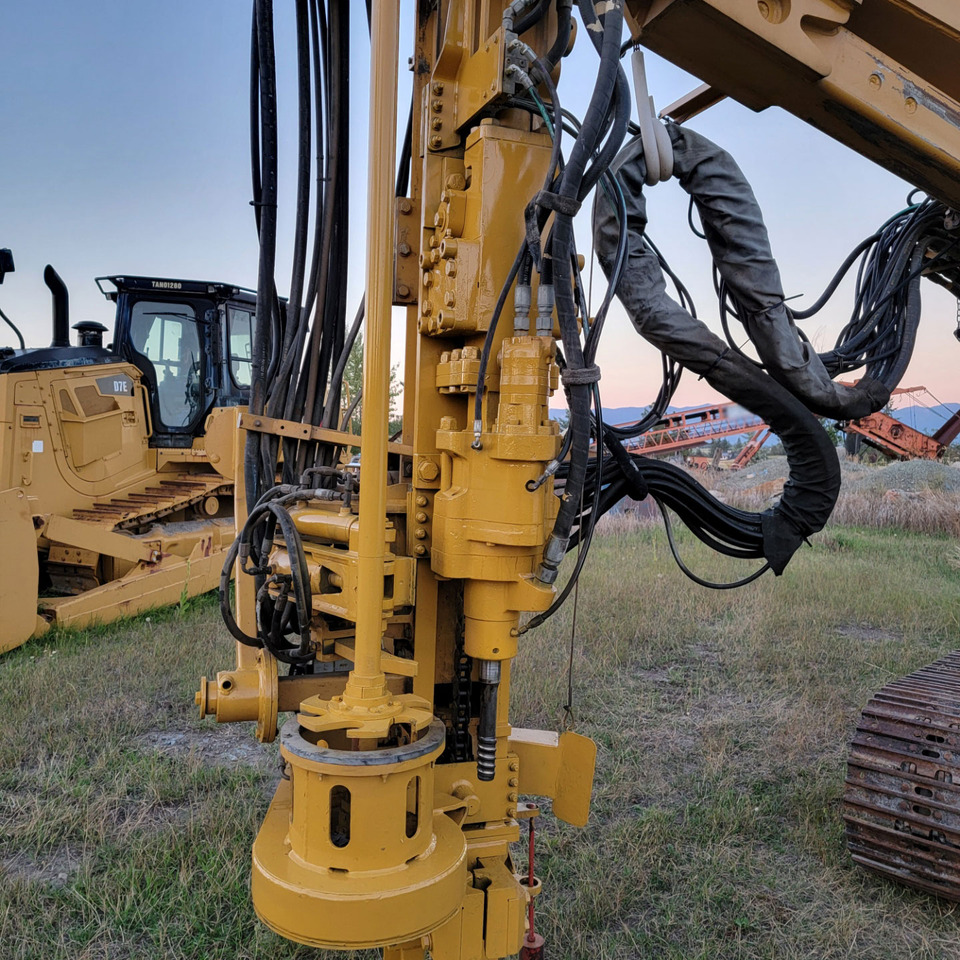 Caterpillar MD5050T - Veliki kamon za bušenje: slika 4 Caterpillar MD5050T - Veliki kamon za bušenje: slika 4