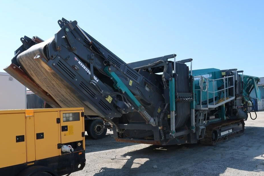 Powerscreen Warrior 2100 Triple Shaft - Druga mašina: slika 1 Powerscreen Warrior 2100 Triple Shaft - Druga mašina: slika 1