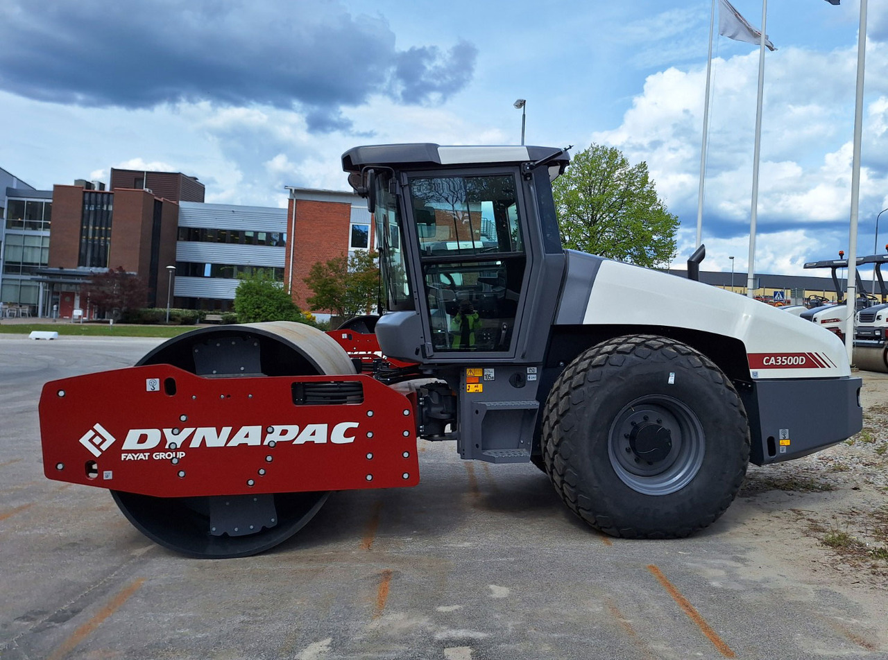 Dynapac CA3500D - Kompaktor: slika 2 Dynapac CA3500D - Kompaktor: slika 2