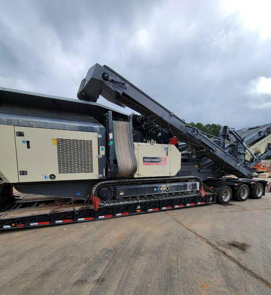 Metso Nordtrack I1011 - Udarna drobilica: slika 4 Metso Nordtrack I1011 - Udarna drobilica: slika 4