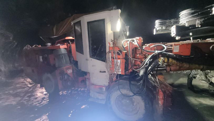 Sandvik DD420-S60C - Mašina za usmereno bušenje: slika 4 Sandvik DD420-S60C - Mašina za usmereno bušenje: slika 4