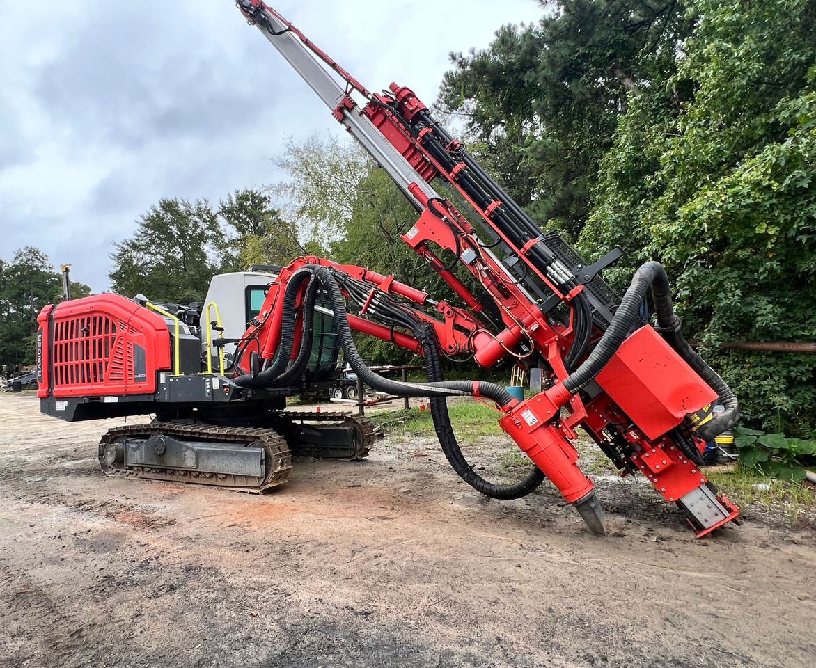 Sandvik DX900i - Veliki kamon za bušenje: slika 3 Sandvik DX900i - Veliki kamon za bušenje: slika 3