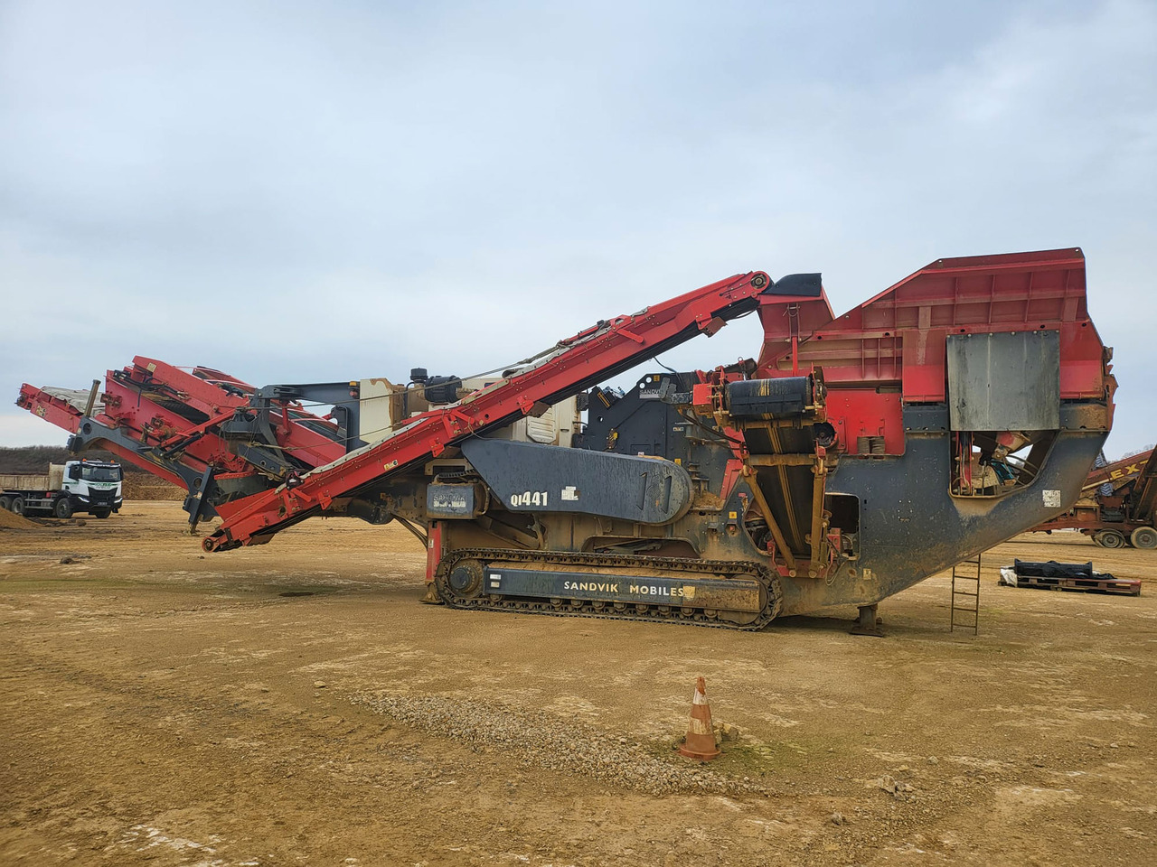 Sandvik QI441 HSSD - Udarna drobilica: slika 2 Sandvik QI441 HSSD - Udarna drobilica: slika 2