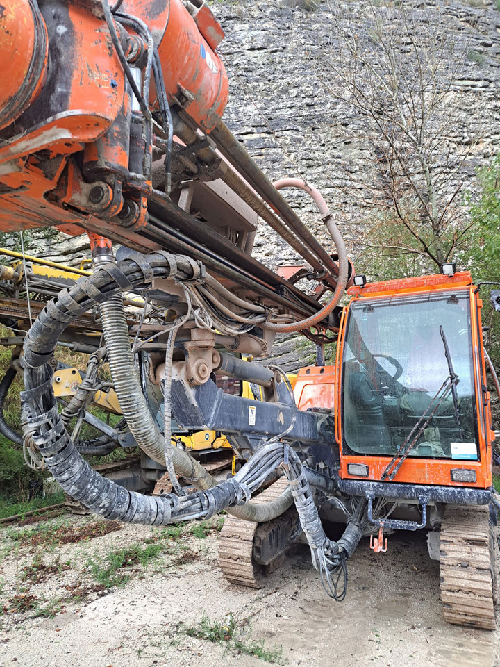 Sandvik Titon 300 - Veliki kamon za bušenje: slika 3 Sandvik Titon 300 - Veliki kamon za bušenje: slika 3