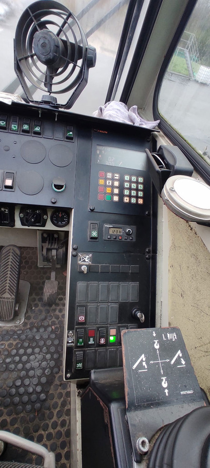 Tadano Faun ATF 30-2L - Pokretni kran: slika 4 Tadano Faun ATF 30-2L - Pokretni kran: slika 4