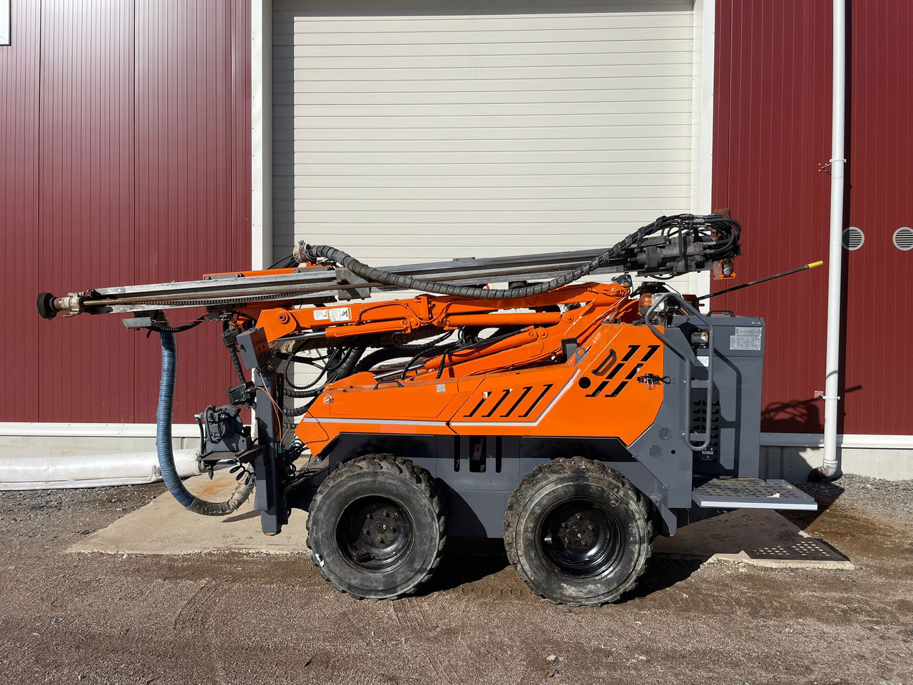 Tamrock Commando 120RF - Veliki kamon za bušenje: slika 4 Tamrock Commando 120RF - Veliki kamon za bušenje: slika 4