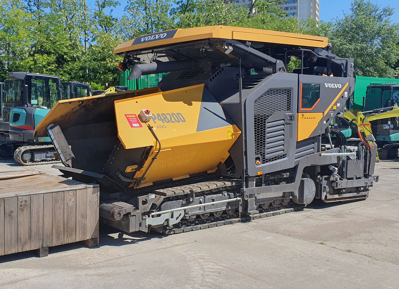 Volvo ABG P4820D - Asfaltni finišer: slika 2 Volvo ABG P4820D - Asfaltni finišer: slika 2