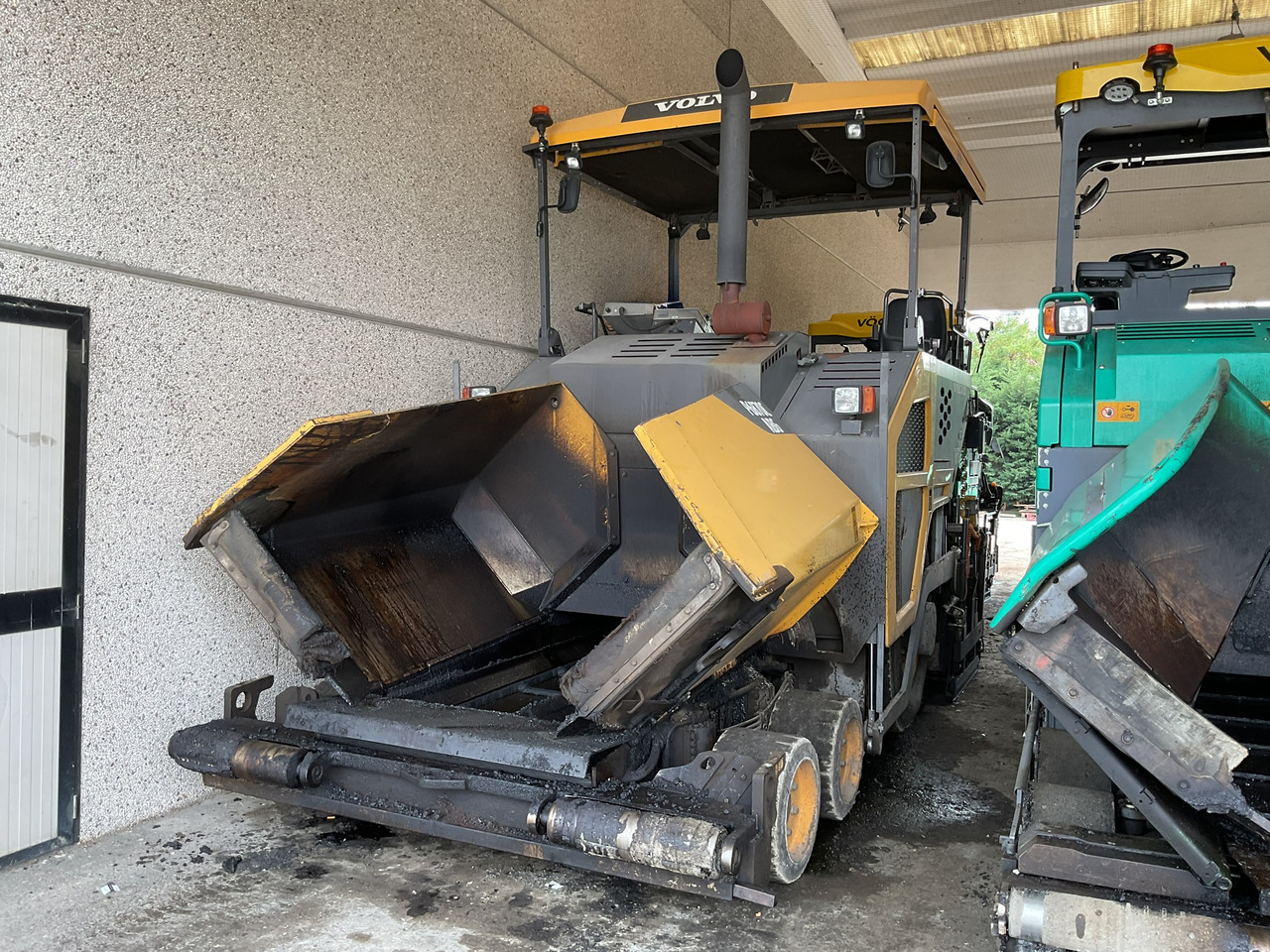 Volvo P6870C - Asfaltni finišer: slika 1 Volvo P6870C - Asfaltni finišer: slika 1