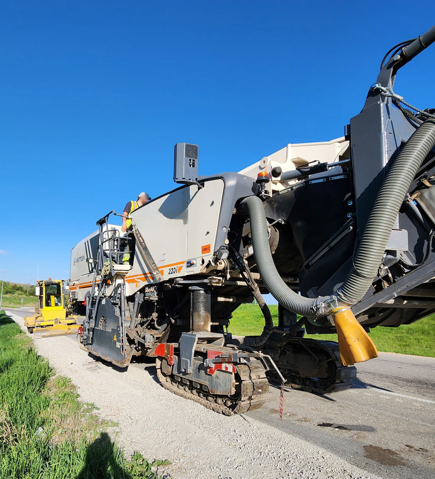 Wirtgen W 220 I - Hladni planer: slika 4 Wirtgen W 220 I - Hladni planer: slika 4