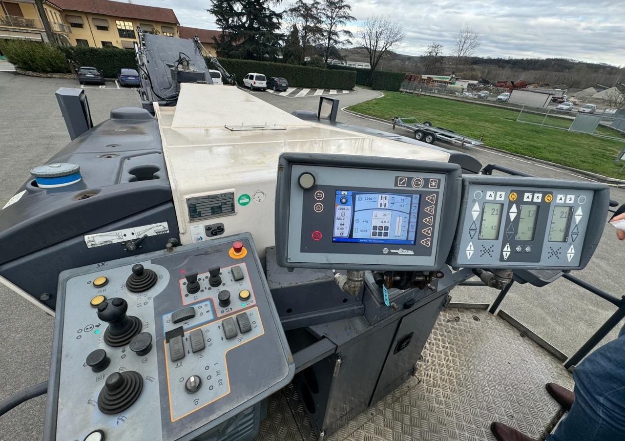 Wirtgen W 220 - Hladni planer: slika 5 Wirtgen W 220 - Hladni planer: slika 5